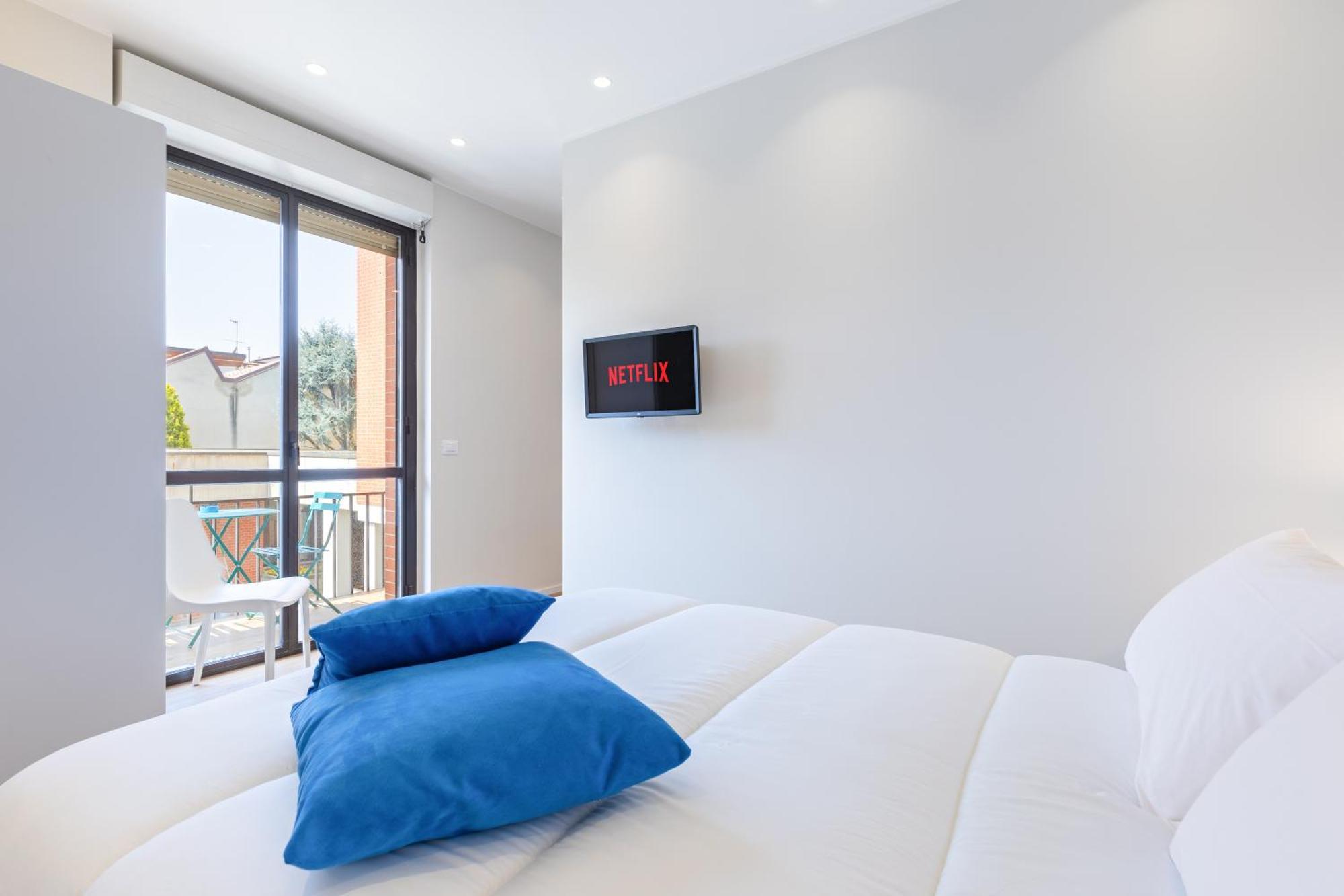 C8 Apartments Asti Buitenkant foto