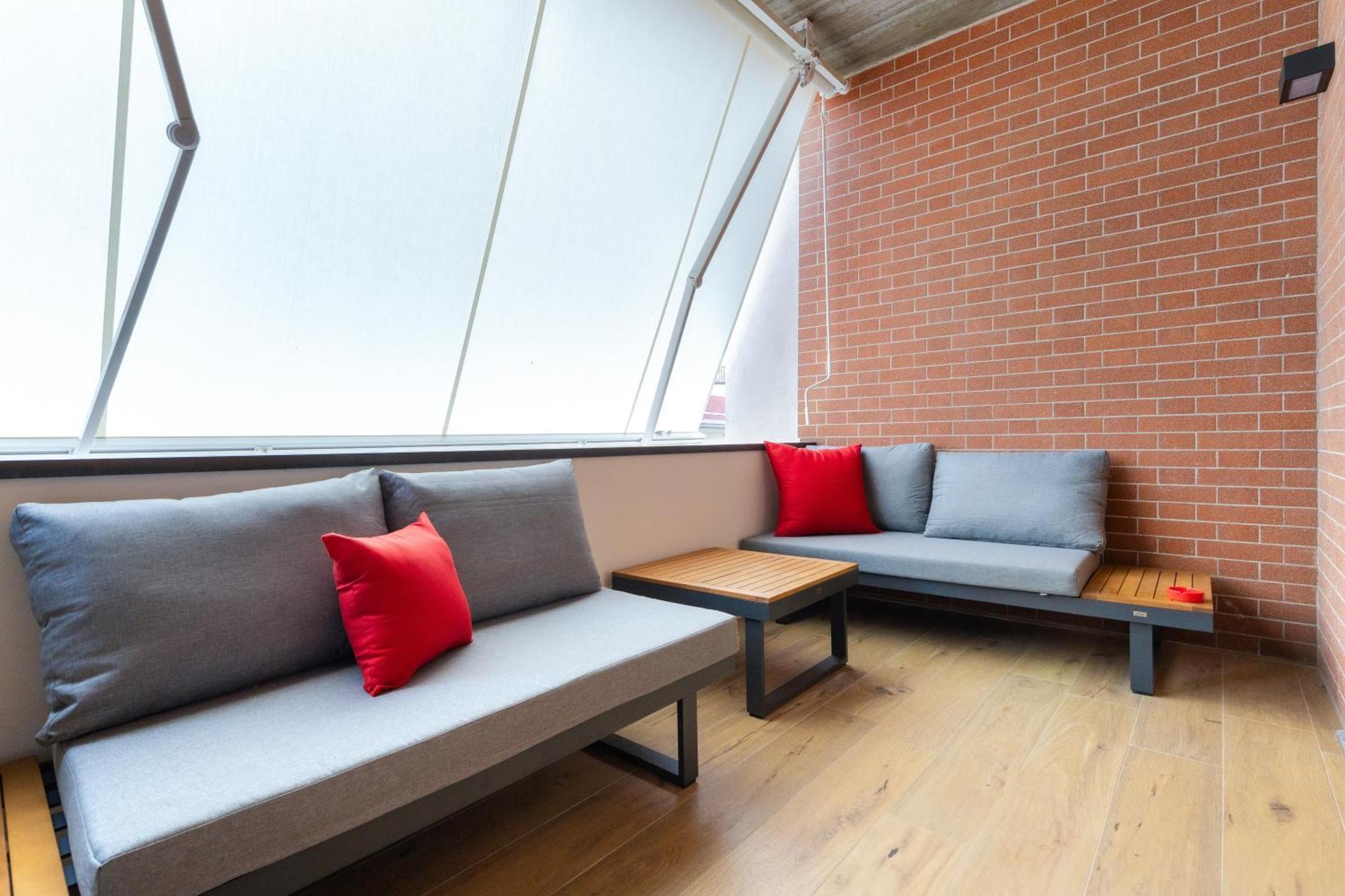 C8 Apartments Asti Buitenkant foto